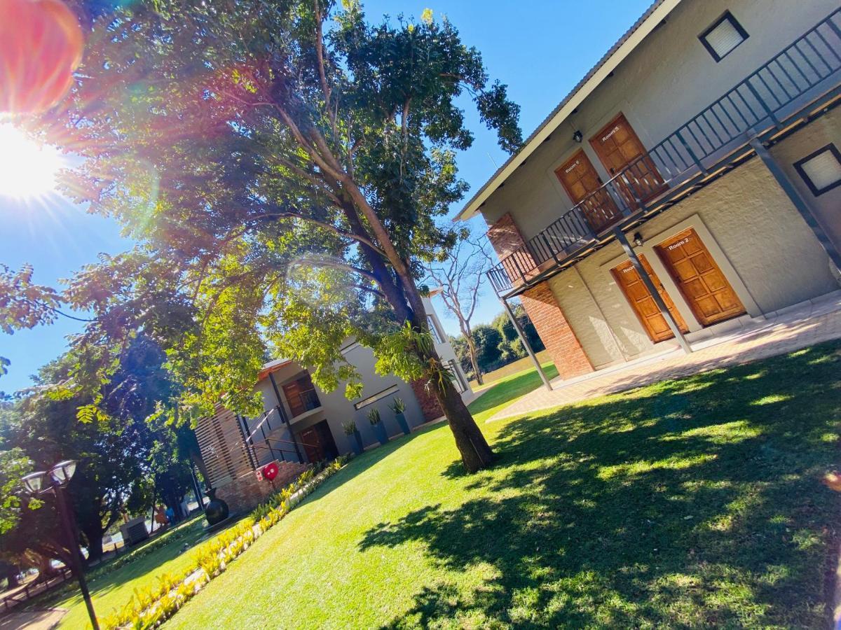 Letaba Junction Lodge Letsitele Buitenkant foto