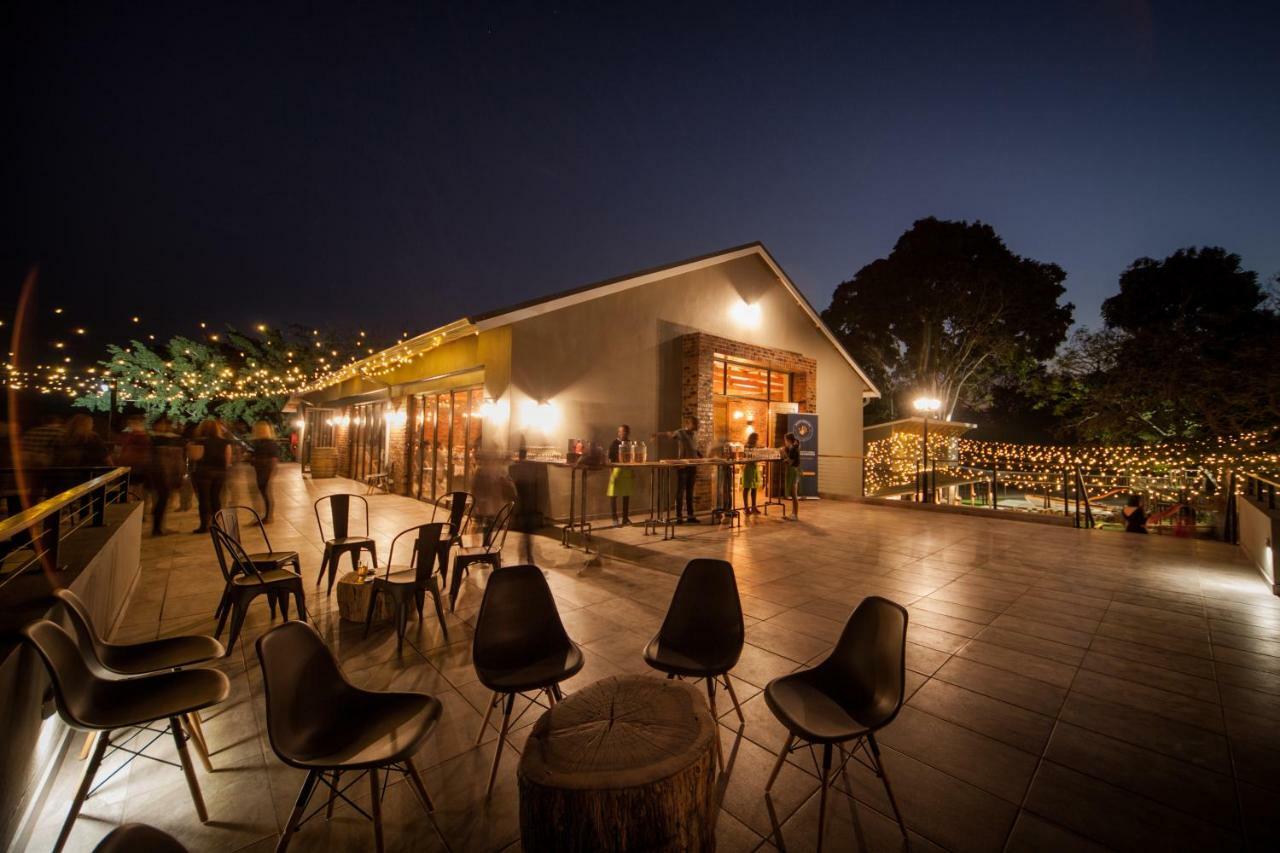 Letaba Junction Lodge Letsitele Buitenkant foto